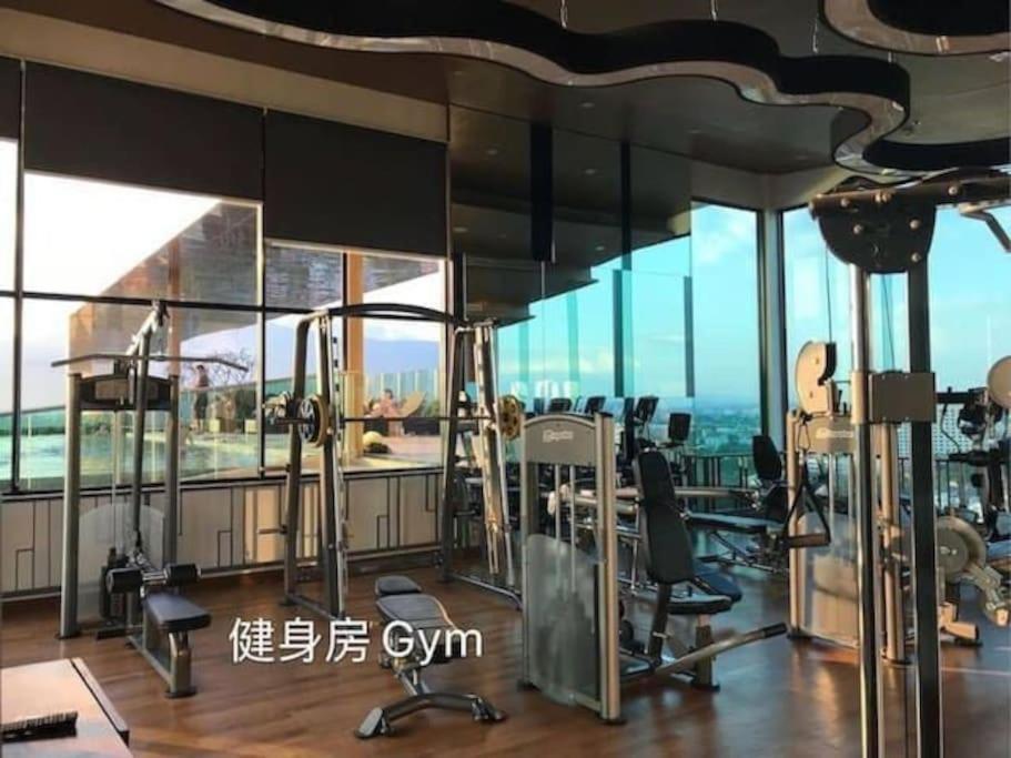 Astra景观房/无边泳池/可步行到长康路夜市/清迈古城/塔佩门 307 Apartamento